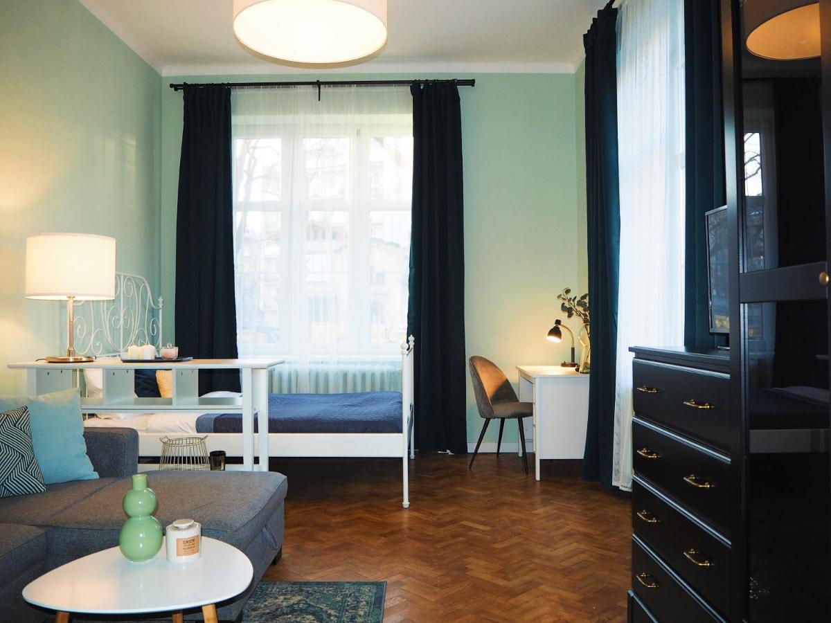 Wawelove Kossak Apt 1 Min To Royal Wawel Castle! Free Parking Apartment Krakow Bagian luar foto