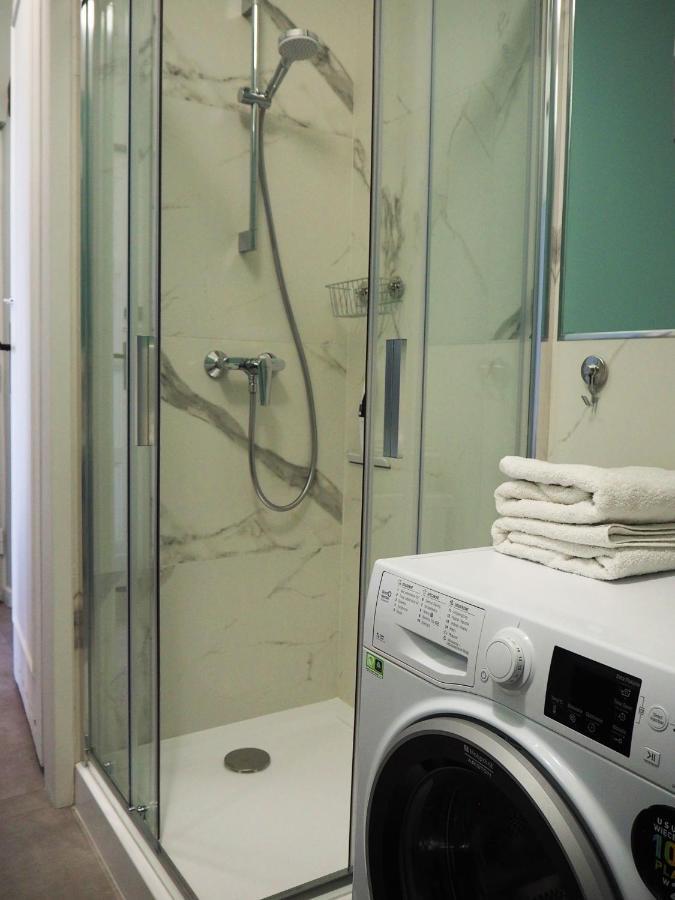 Wawelove Kossak Apt 1 Min To Royal Wawel Castle! Free Parking Apartment Krakow Bagian luar foto