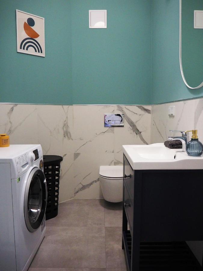 Wawelove Kossak Apt 1 Min To Royal Wawel Castle! Free Parking Apartment Krakow Bagian luar foto